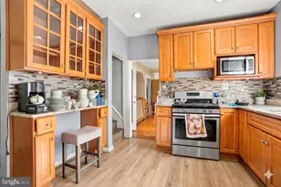 1421 W Fisher Ave, Philadelphia, PA 19141 - Photo 10