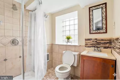 1421 W Fisher Avenue, Philadelphia, PA 19141 - Photo 14