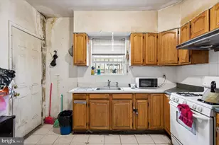 1710 McKean St, Philadelphia, PA 19145 - Photo 10