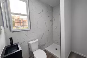 322 W Wellens Ave, Philadelphia, PA 19120 - Photo 8