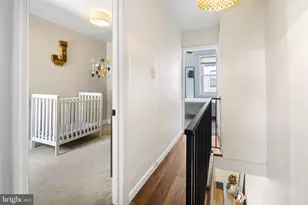 880 N Myrtlewood St, Philadelphia, PA 19130 - Photo 12