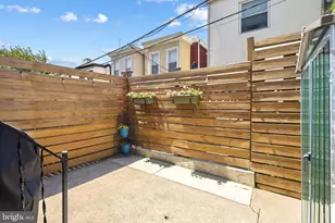 880 N Myrtlewood St, Philadelphia, PA 19130 - Photo 20