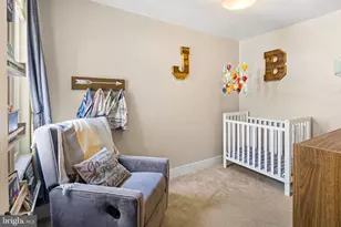 880 N Myrtlewood St, Philadelphia, PA 19130 - Photo 14
