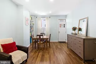 880 N Myrtlewood St, Philadelphia, PA 19130 - Photo 6