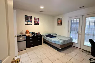 628 S 27th St, Philadelphia, PA 19146 - Photo 4