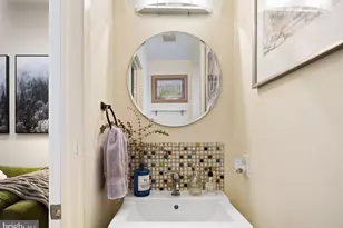 411 S Carlisle St, Philadelphia, PA 19146 - Photo 14