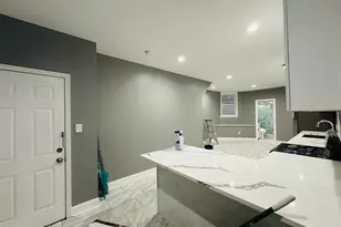 2440 S 9th St, Philadelphia, PA 19148 - Photo 22