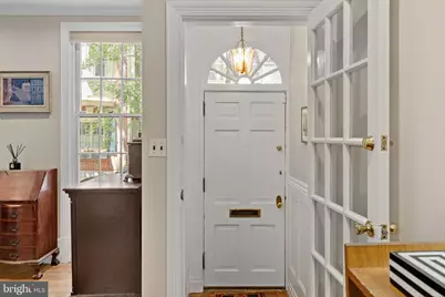 2208 Rittenhouse Square, Philadelphia, PA 19103 - Photo 2