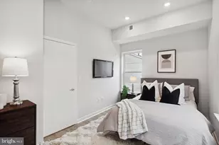 1330 S Patton St, Philadelphia, PA 19146 - Photo 12