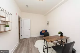 962 N 8th St, Philadelphia, PA 19123 - Photo 12