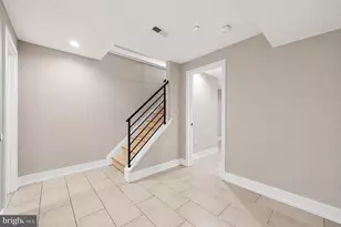 1446 S Taylor St, Philadelphia, PA 19146 - Photo 32