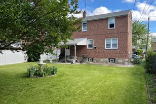 2026 Stanwood St, Philadelphia, PA 19152 - Photo 32