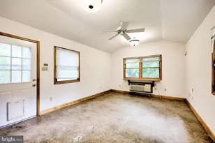 307 E Roumfort Rd, Philadelphia, PA 19119 - Photo 14