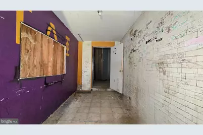 902 S 47th Street, Philadelphia, PA 19143 - Photo 4