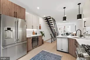 2209 Montrose St, Philadelphia, PA 19146 - Photo 4