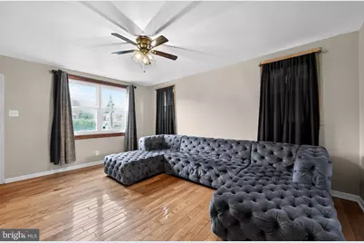 6651 Gillespie Street, Philadelphia, PA 19135 - Photo 4