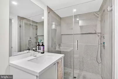2411 Innovator Way, Philadelphia, PA 19146 - Photo 22