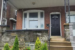 7222 Lawndale St, Philadelphia, PA 19111 - Photo 2