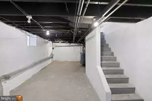 7222 Lawndale St, Philadelphia, PA 19111 - Photo 28