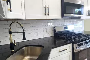 7222 Lawndale St, Philadelphia, PA 19111 - Photo 16