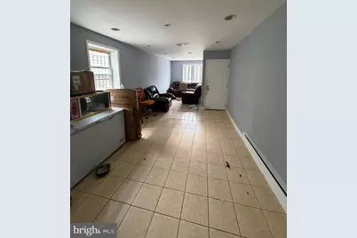 6521 Woodland Avenue, Philadelphia, PA 19142 - Photo 10