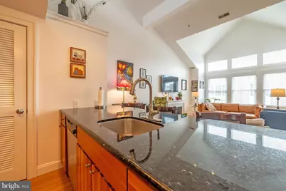 723 Bainbridge Street #D, Philadelphia, PA 19147 - Photo 10