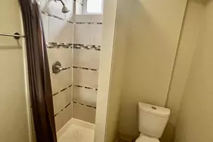 808 E Hilton St, Philadelphia, PA 19134 - Photo 14