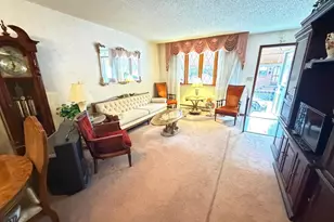 831 Moore St, Philadelphia, PA 19148 - Photo 4