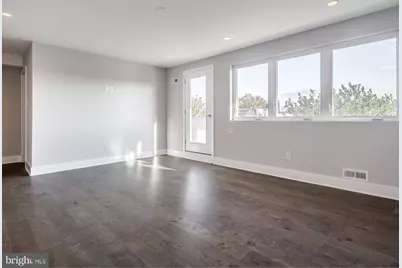 1212 E Susquehanna Avenue #E, Philadelphia, PA 19125 - Photo 8