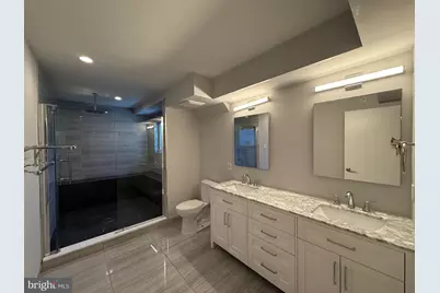 1212 E Susquehanna Avenue #E, Philadelphia, PA 19125 - Photo 18