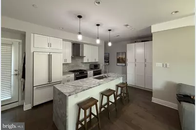 1212 E Susquehanna Avenue #E, Philadelphia, PA 19125 - Photo 2