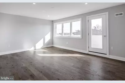 1212 E Susquehanna Avenue #E, Philadelphia, PA 19125 - Photo 14