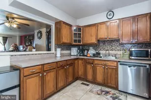8023 Chelwynde Ave, Philadelphia, PA 19153 - Photo 28