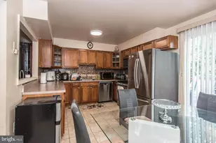 8023 Chelwynde Ave, Philadelphia, PA 19153 - Photo 26