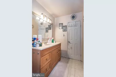 8023 Chelwynde Avenue, Philadelphia, PA 19153 - Photo 52