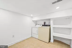 1031 Winton St, Philadelphia, PA 19148 - Photo 16