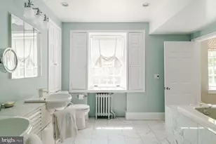 7800 Navajo St, Philadelphia, PA 19118 - Photo 16