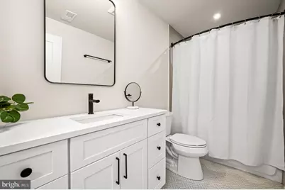 206 Kalos Street, Philadelphia, PA 19128 - Photo 32