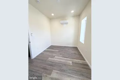 240 W Ontario Street #2, Philadelphia, PA 19140 - Photo 10
