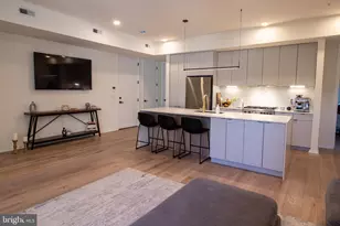 2011 Cambridge St, Philadelphia, PA 19130 - Photo 4