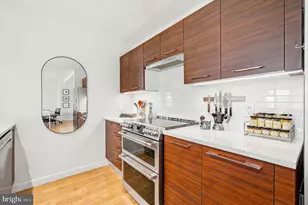934 N 3rd St, Philadelphia, PA 19123 - Photo 6