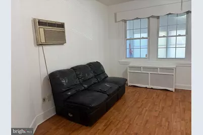 7058 Saybrook Avenue, Philadelphia, PA 19142 - Photo 6