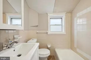 933 League St, Philadelphia, PA 19147 - Photo 8