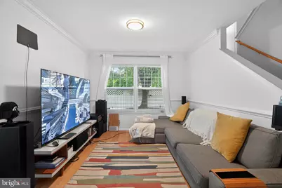 1318 S Lawrence Street, Philadelphia, PA 19147 - Photo 8