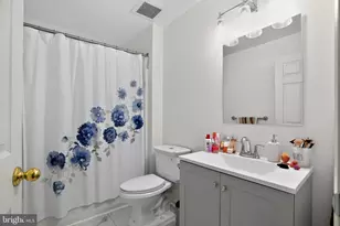 1318 S Lawrence St, Philadelphia, PA 19147 - Photo 18
