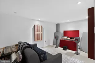 1318 S Lawrence St, Philadelphia, PA 19147 - Photo 22