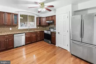 5242 D St, Philadelphia, PA 19120 - Photo 10
