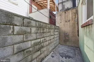 2602 S 10th St, Philadelphia, PA 19148 - Photo 14