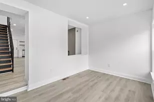4642 Hurley St, Philadelphia, PA 19120 - Photo 12