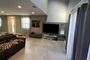 10215 Murty Ln, Philadelphia, PA 19116 - Photo 4